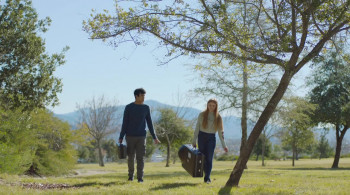 I'll Be Next Door for Christmas screenshot 1