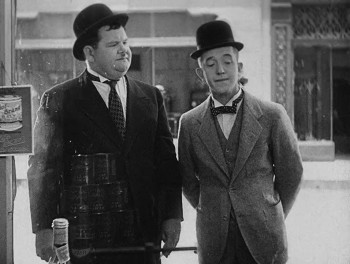 Pardon Us screenshot 3