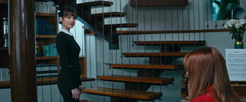 Elizabeth Harvest screenshot 3