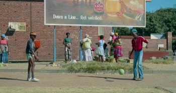 A Dry White Season screenshot 2