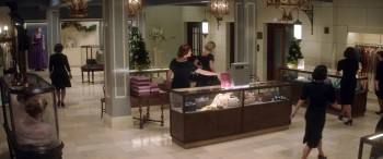 Ladies in Black screenshot 2