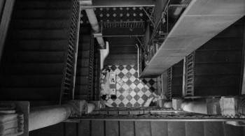 Under the Cherry Moon screenshot 2