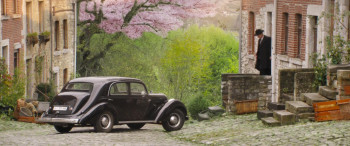 Where Hands Touch screenshot 1