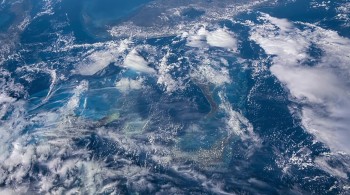 A Beautiful Planet screenshot 1