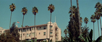 Designing Woman screenshot 1