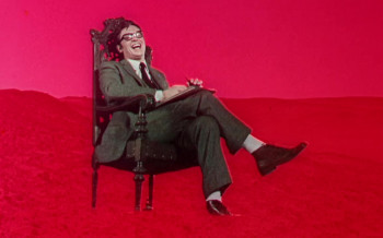 The Girl on a Motorcycle screenshot 2