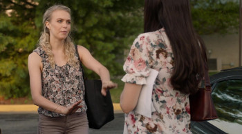 The Midwife's Deception screenshot 1