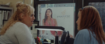 Isn't It Romantic screenshot 2