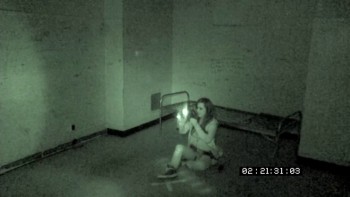 Grave Encounters screenshot 2