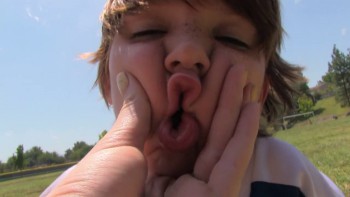 Paranormal Activity 4 screenshot 1