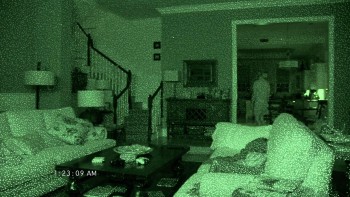 Paranormal Activity 4 screenshot 2