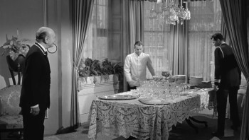 The Americanization of Emily screenshot 1