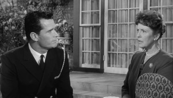 The Americanization of Emily screenshot 3