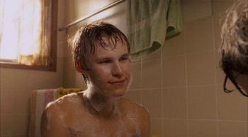 The Black Balloon screenshot 2