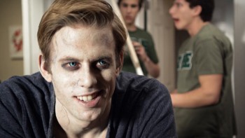 The Coed and the Zombie Stoner screenshot 3