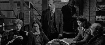 The Diary of Anne Frank screenshot 1