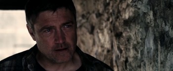 The Holding screenshot 3