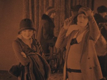 The Lodger: A Story of the London Fog screenshot 1