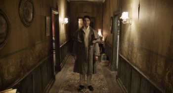 What We Do in the Shadows screenshot 1