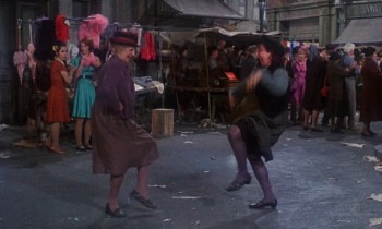 Bedknobs and Broomsticks screenshot 3