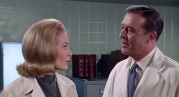 X: The Man with the X-Ray Eyes screenshot 3