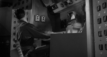 It! The Terror from Beyond Space screenshot 2