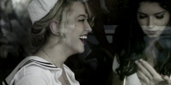 Pinup Dolls on Ice screenshot 2