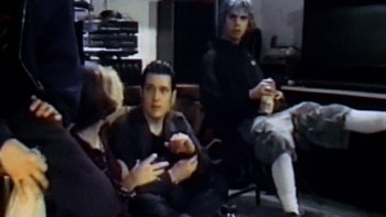 The Decline of Western Civilization Part III screenshot 2