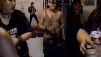 The Decline of Western Civilization Part III screenshot 3