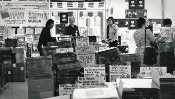 All Things Must Pass: The Rise and Fall of Tower Records screenshot 1