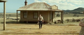 The Dressmaker screenshot 2