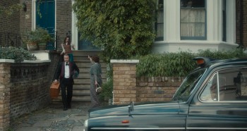 The Lady in the Van screenshot 2