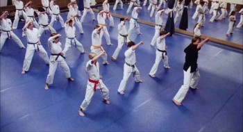 No Retreat, No Surrender screenshot 1