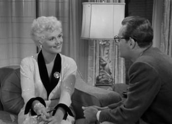 Born Yesterday screenshot 2