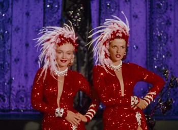 Gentlemen Prefer Blondes screenshot 2