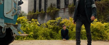 Allegiant screenshot 1