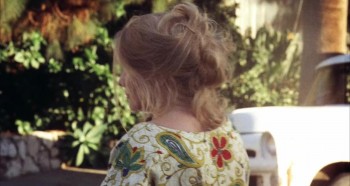 A Woman Under the Influence screenshot 2