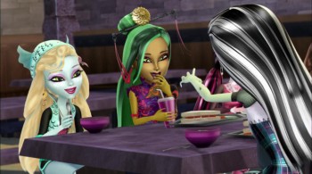 Monster High: Freaky Fusion screenshot 1