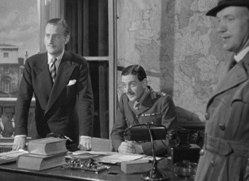 The Goose Steps Out screenshot 1