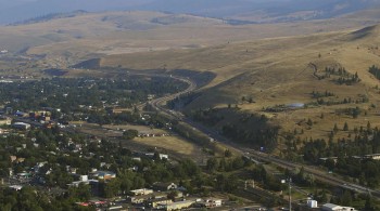 Minimalism: A Documentary About the Important Things screenshot 2