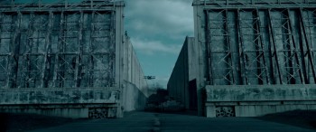 Alien Invasion: S.U.M.1 screenshot 1