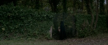 The Lodgers screenshot 1