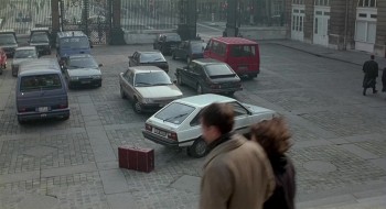 Three Colors: White screenshot 1