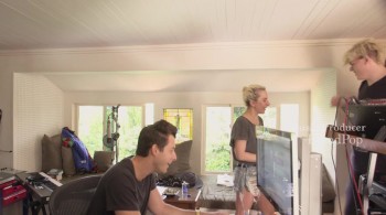 Gaga: Five Foot Two screenshot 2