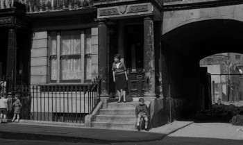 The L-Shaped Room screenshot 2