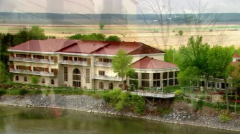 Living with the Enemy screenshot 1