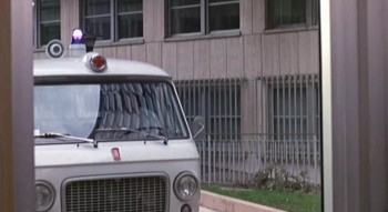 White Collar Blues screenshot 3