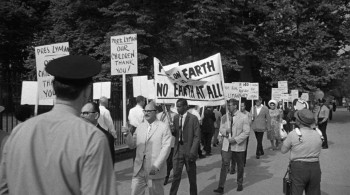 Seven Days in May screenshot 1