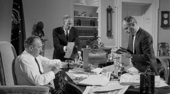 Seven Days in May screenshot 3