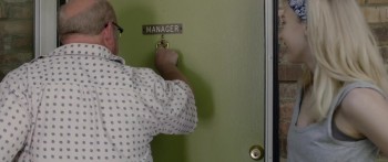 Apartment 212 screenshot 3